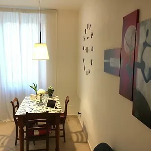 https://new-alex-home-al-teatro.it-tuscanyhotel.com