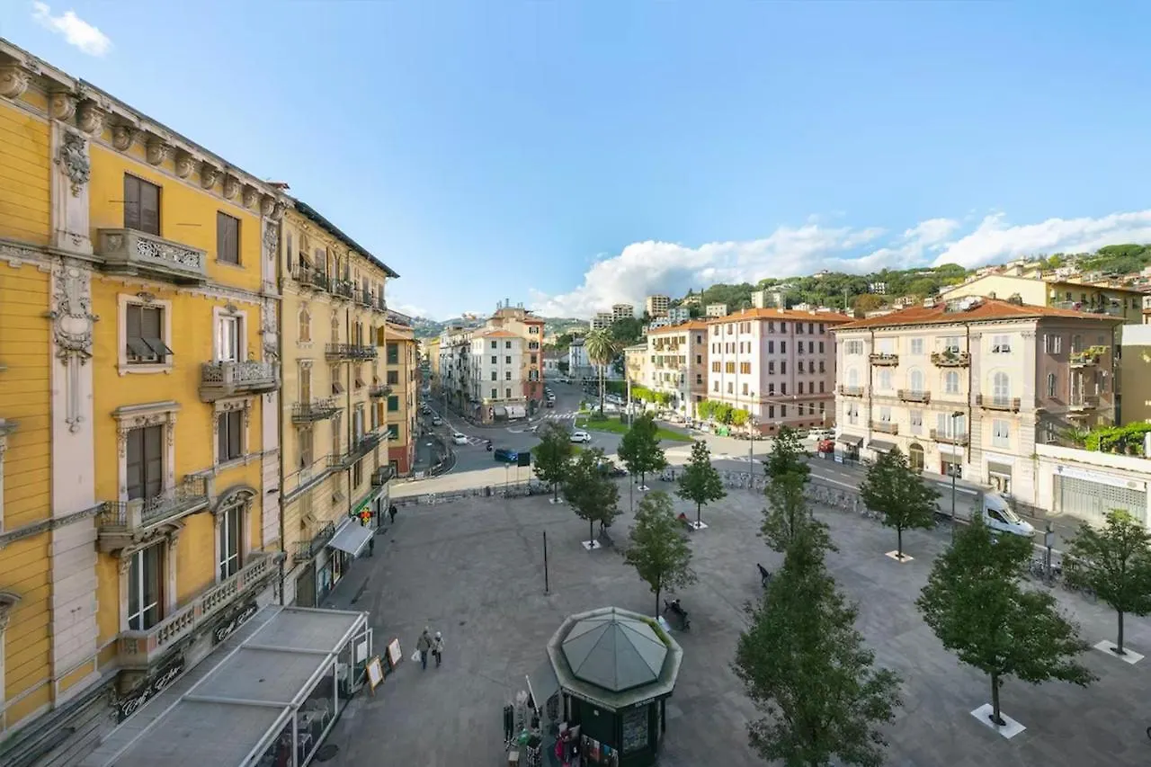 Cinque Terre Gateway Hotel La Spezia 2*,